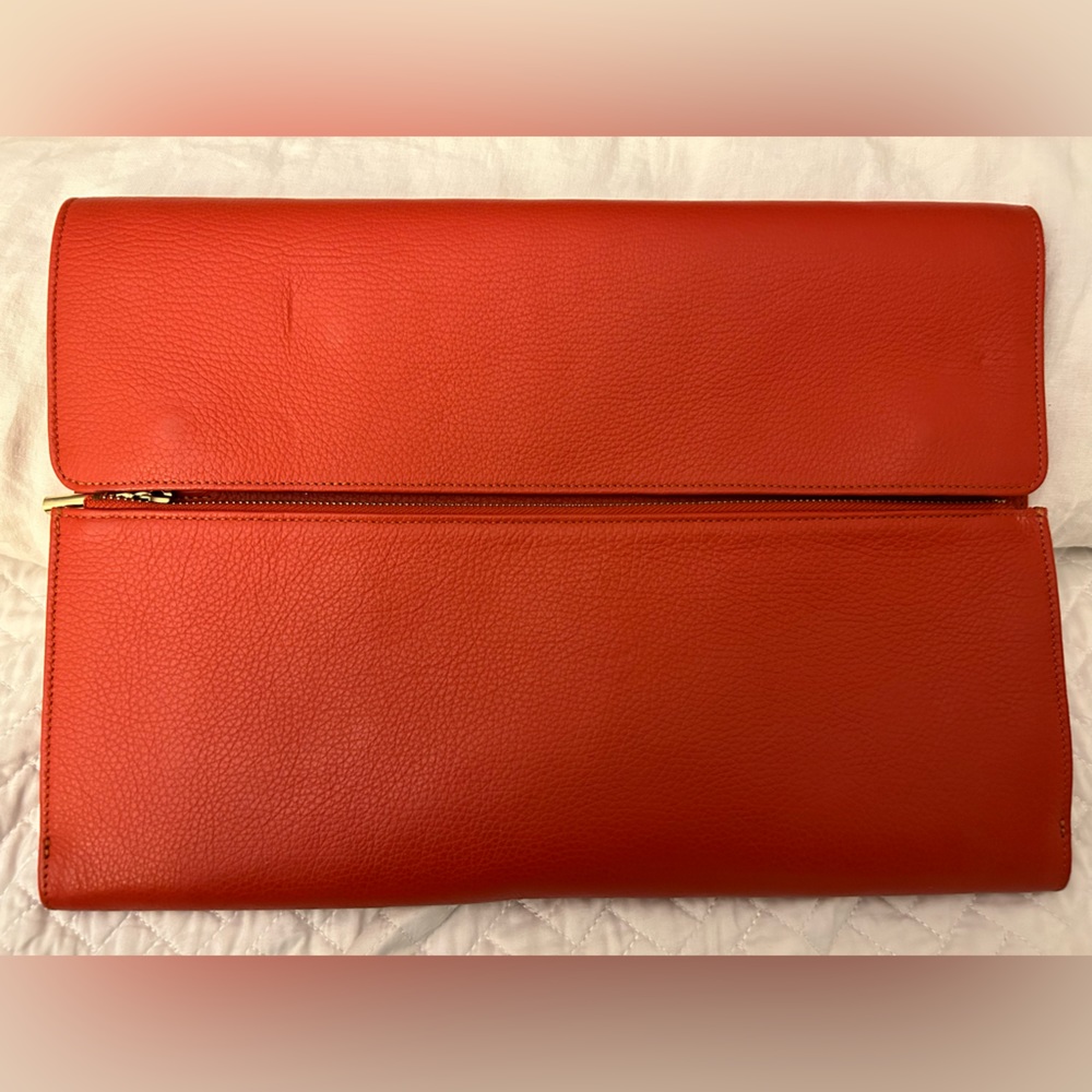 Cuyana laptop sleeve